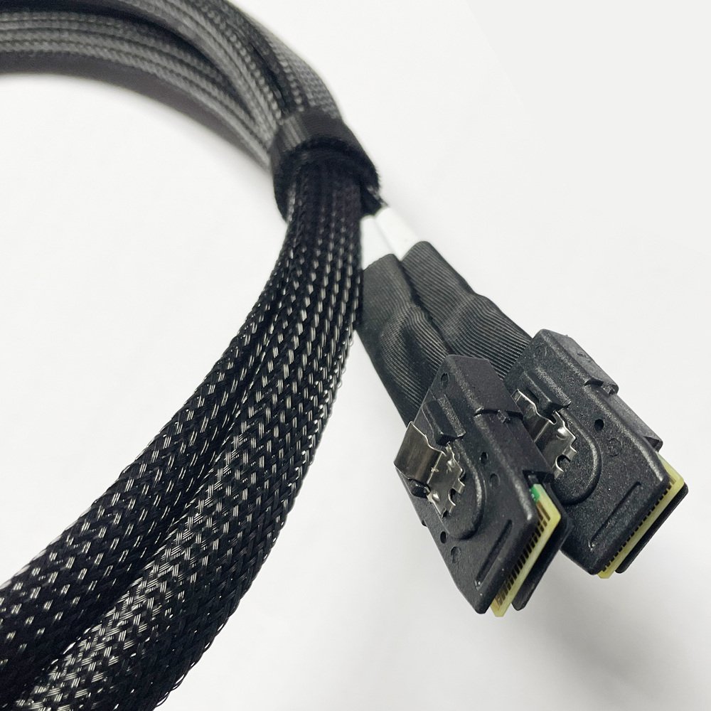 Slim SAS SFF-8654 8i to 2* Mini SAS 36P SFF-8087 — product view 3